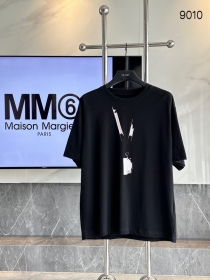 Качественная черная футболка Maison Margiela прямого кроя