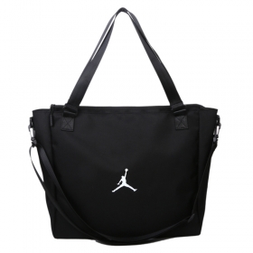 Женская спортивная чёрная сумка с логотипом Jordan