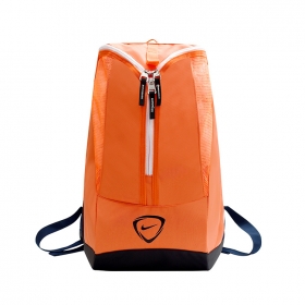 Стильный оранжевый от бренда Nike вместительный рюкзак