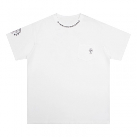 Трендовая белая от Chrome Hearts футболка с лого и карманом
