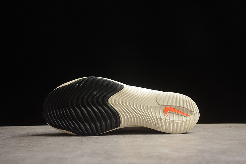 Легкие белые кроссовки Nike Air ZoomX Streakfly Proto