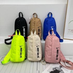 Универсальная на плечо сумка-рюкзак Nike в ассортименте 6 расцветок