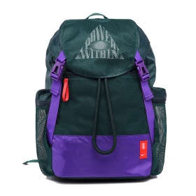 Nike чёрно-фиолетовый рюкзак с дополнительной фиксацией на груди