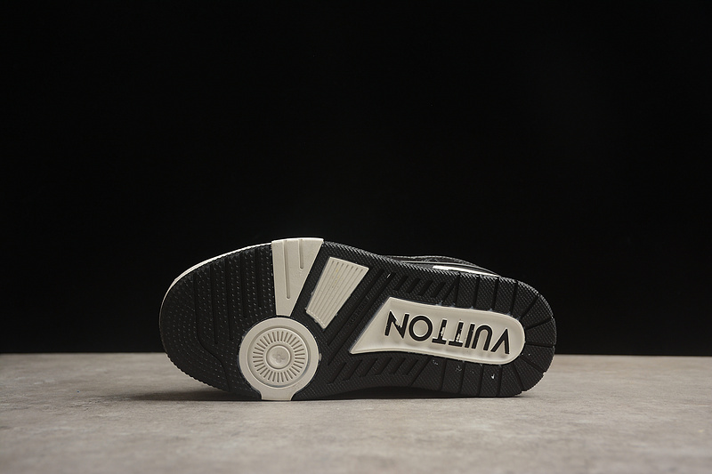 Чёрно-белые Louis Vuitton Trainer кроссовки с высоким подъёмом