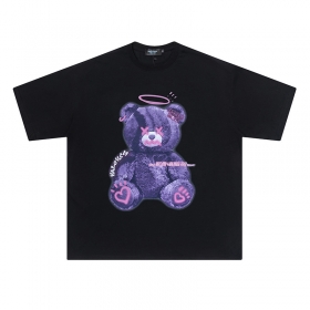 Классическая чёрная Layfu футболка с фиолетовым принтом "Мишка"  