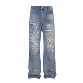 С потертостями и разрезами синие от бренда Ken Vibe джинсы