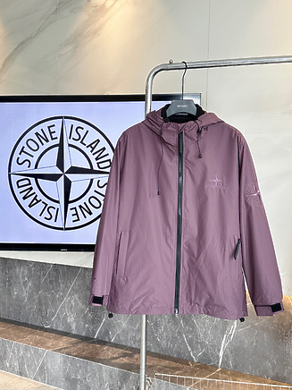 Куртка Stone Island фиолетового цвета из высококачественных материалов