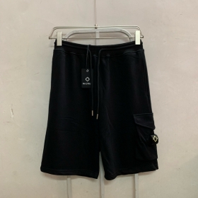 Стильные в черном цвете шорты от бренда MA.STRUM с карманами