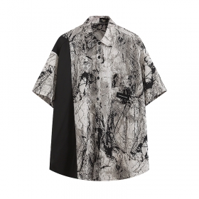 Черно-белая рубашка от бренда YUXING с абстрактным принтом