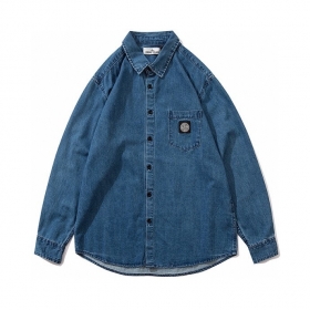 Синяя джинсовая рубашка Stone Island c карманом и логотипом на груди