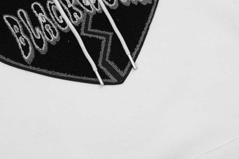 Худи Punch Line в белом цвете с черным принтом на спине и на груди
