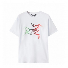 Хлопковая белая Arcteryx футболка прямого кроя с круглым вырезом