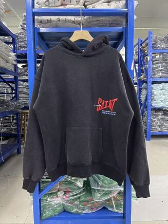 Saint Michael худи в черном цвете с надписью бренда на груди