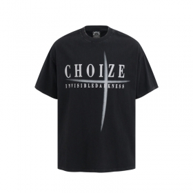 С фирменным логотипом CHOIZE по центру футболка чёрная