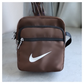 Сумка-барсетка с лого Nike коричневого цвета через плечо