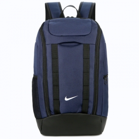 Синий спортивный рюкзак от бренда Nike из 100% полиэстера