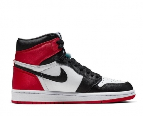 Черные с белым кроссовки с красными вставками Air Jordan High