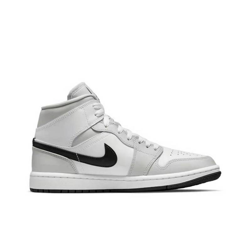 Белые с серы кроссовки Air Jordan Mid кожа