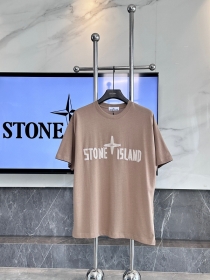 Светло-коричневая футболка от бренда STONE ISLAND практичная модель