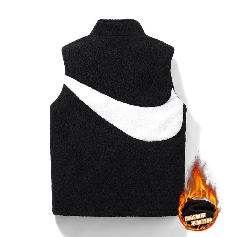 Флисовая Nike чёрная с прорезанными карманами жилетка