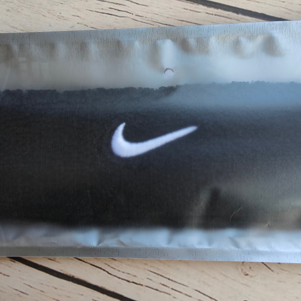 Повязка на голову Nike в ассортименте разные цвета с логотипом бренда