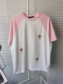 Стильная белая футболка с розовыми рукавами CHROME HEARTS