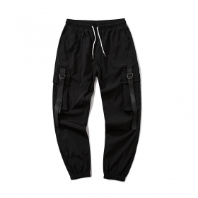 Базовые черные штаны карго от бренда I&Brown из немнущейся ткани