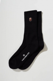 Чёрные спортивные хлопковые носки с вышитым принтом бренда Bape