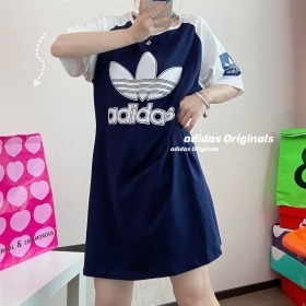 Синее с белыми рукавами и лого Adidas длинная футболка-платье