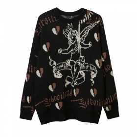 Брендовый черный свитер YL BOILING с надписями и рисунком ангелочка