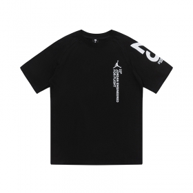 Универсальная черная хлопковая футболка Jordan с качественным принтом