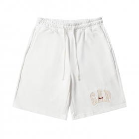 Брендовые хлопковые шорты с вышитым логотипом бренда Gap белого цвета