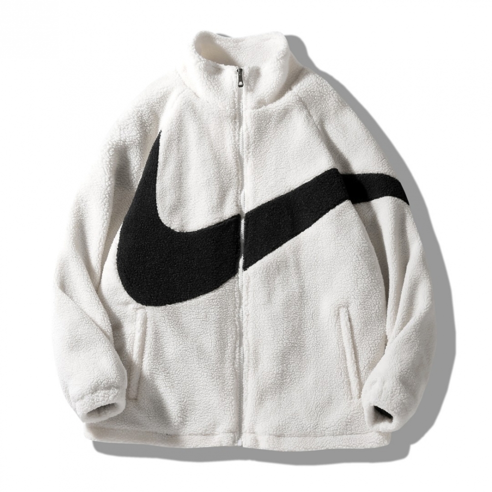 Nike белая куртка-шерпа свободного фасона с фирменным принтом