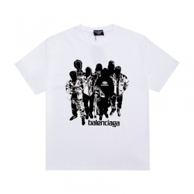 Базовая белая футболка бренда Balenciaga с рисунком "Люди"