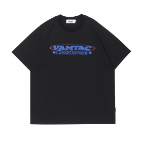 Базовая футболка VAMTAC чёрная с надписью бренда на груди и спине