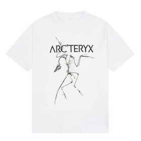 Arcteryx белая футболка классического кроя с логотипом