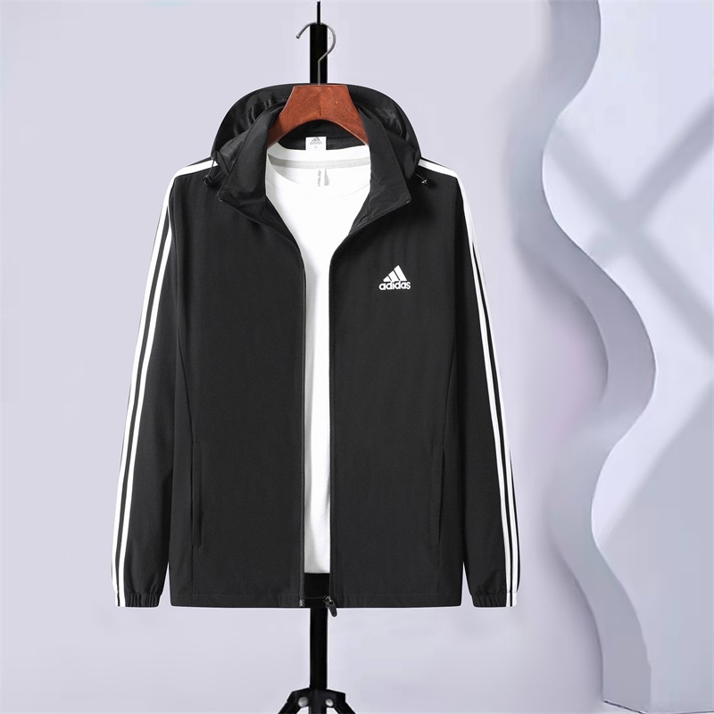 Универсальная ветровка Adidas чёрная со съёмным капюшоном на молнии