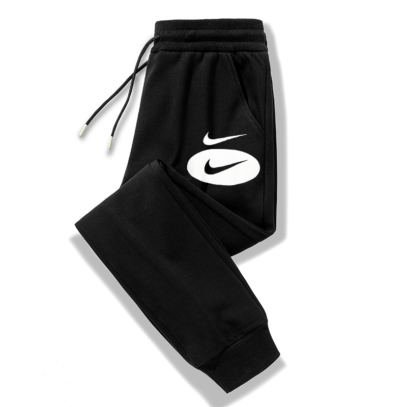 Чёрный спортивный костюм Nike Swoosh с овальным принтом