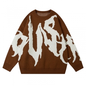 Удобный коричневый свитер YL BOILING с принтом крупных белых букв