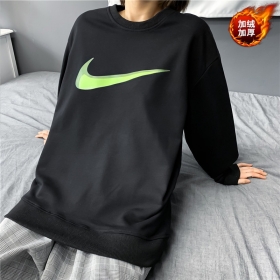 Чёрный утепленный свитшот Nike