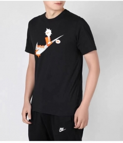Трендовая футболка Nike чёрного-цвета со спущенной линией плеча