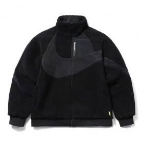 Куртка-шерпа чёрная Nike Swoosh со спущенными рукавами