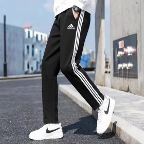 Чёрные Adidas на резинке с боковыми карманами спортивные штаны