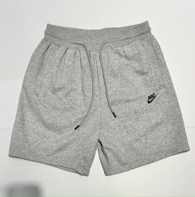 Шорты Nike серые с карманами по бокам в наличии