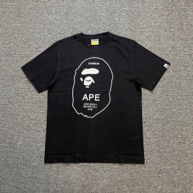 Чёрная футболка Bape с контурным изображением головы обезьяны на груди