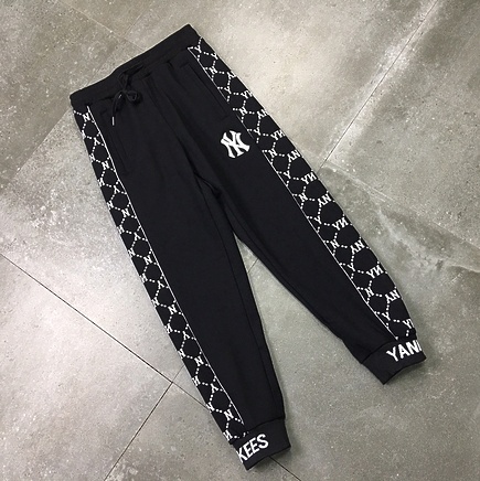 Чёрные утепленные спортивки NY с резинкой