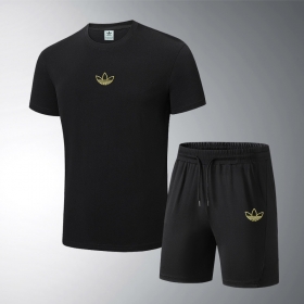 Adidas чёрный хлопковый спортивный костюм с шортами и футболкой