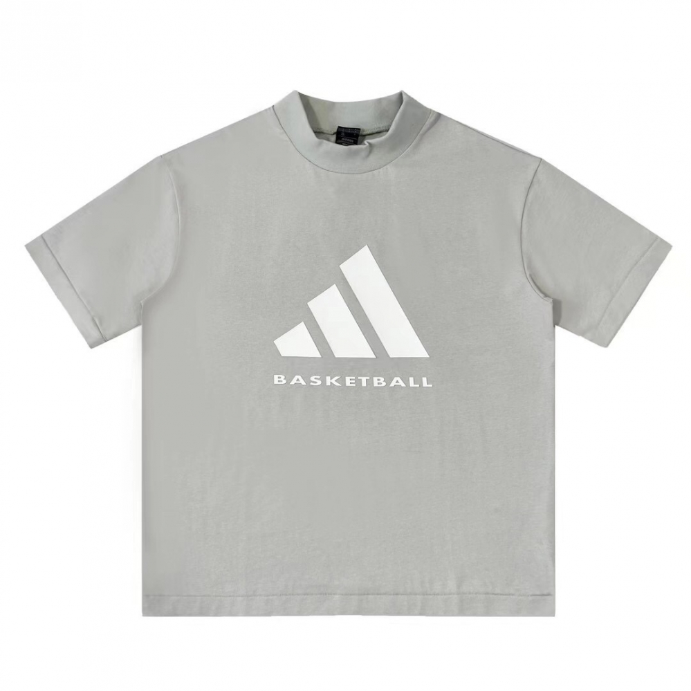Стильная серого цвета с надписью "BASKETBALL" футболка Adidas