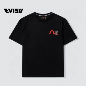 Стильная однотонная чёрная футболка Evisu с разноцветным принтом