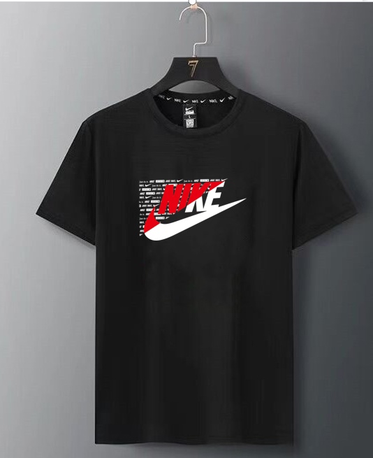 Универсальная чёрного-цвета Nike футболка прямого кроя